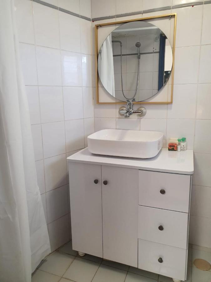 Апартаменты יחידת דיור מקסימה בפתח תקווה Petach Tikva Экстерьер фото